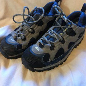 Montrail Gortex Hiking Shoes- Excellent Condition